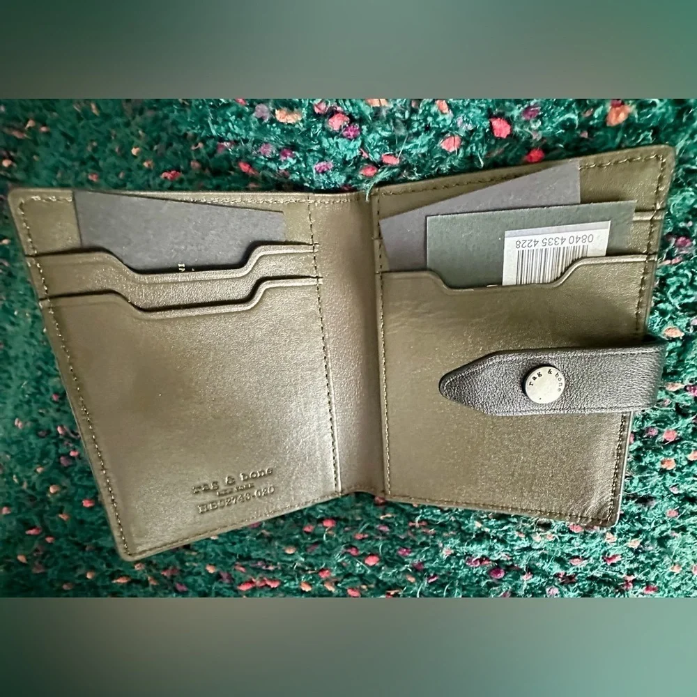 NWT Rag & Bone Passenger Bifold Card Case —Black Leather | Minimal Luxury Wallet